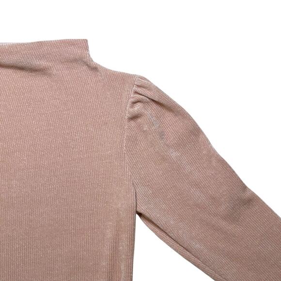 Express Long Sleeve Top - Medium - Light Pink - Cozy Classic - Picture 7 of 10